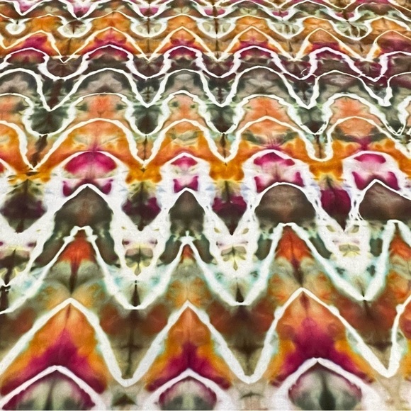 Hand tie dyed wall hanging flag tapestry in a 52x32" psychedelic earth large - Picture 3 of 7